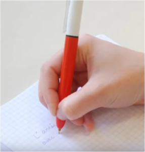 Le stylo pour bien apprendre à écrire - La Fée Biscotte